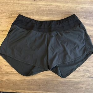 Oiselle Roga Shorts
